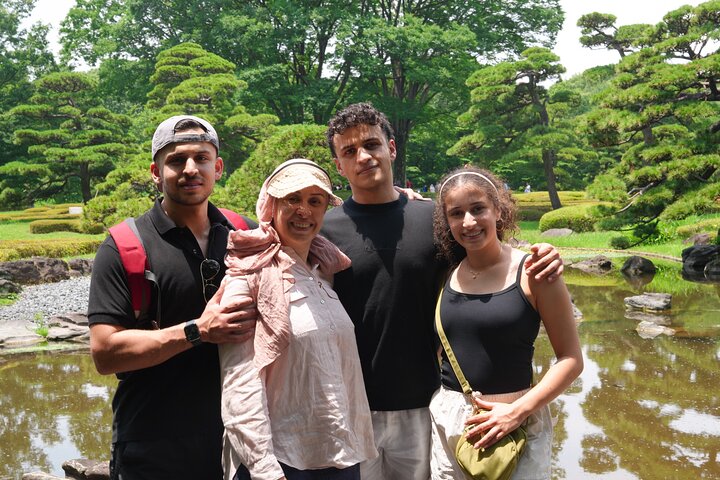 Tokyo Customized Private Tour (Must See Places in 1 Day)