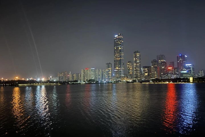 Visite privée en soirée de Shenzhen avec les meilleurs sites pittoresques de Shenzhen