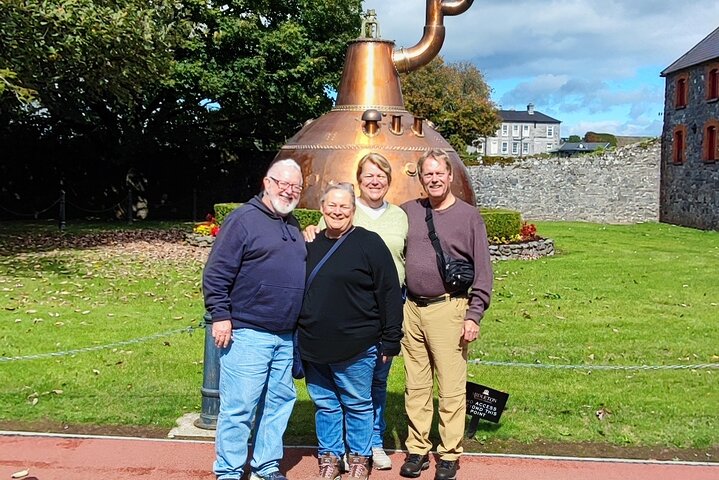 Tour privado, Castillo de Blarney, destilería Jameson y Cobh.