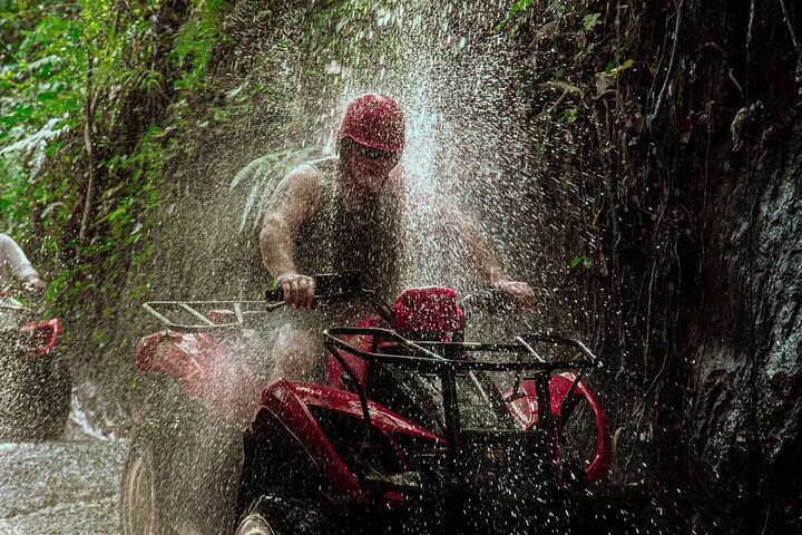 Bali ATV Fahrt Ubud Wasserfall, Reisfeld, Fluss, KingKong-Tempel Höhle