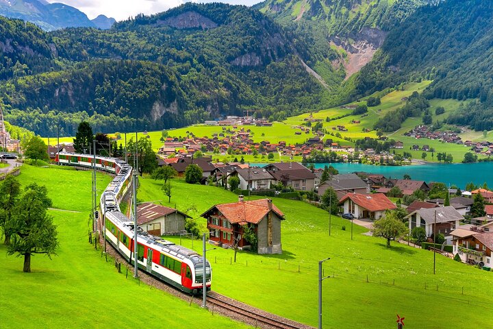From Zurich: Premium Panoramic Train, Lucerne & Interlaken Alps