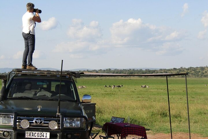 Kigali: Full-Day Akagera Safari + Optional Boat Ride