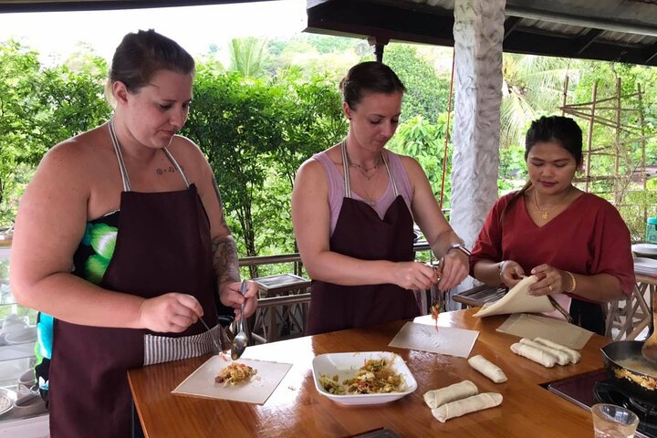 Halvdag Thai madlavningskursus med havudsigt fra Koh Tao