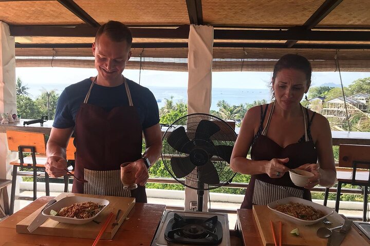 Halvdag Thai madlavningskursus med havudsigt fra Koh Tao