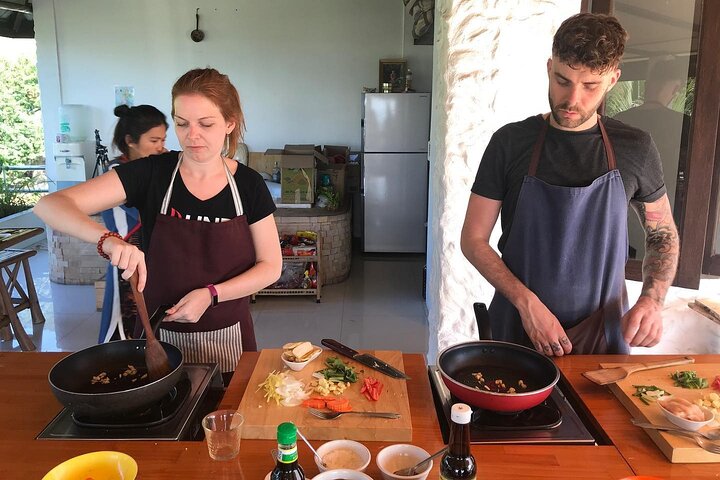 Halvdag Thai madlavningskursus med havudsigt fra Koh Tao