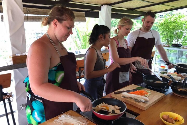 Halvdag Thai madlavningskursus med havudsigt fra Koh Tao