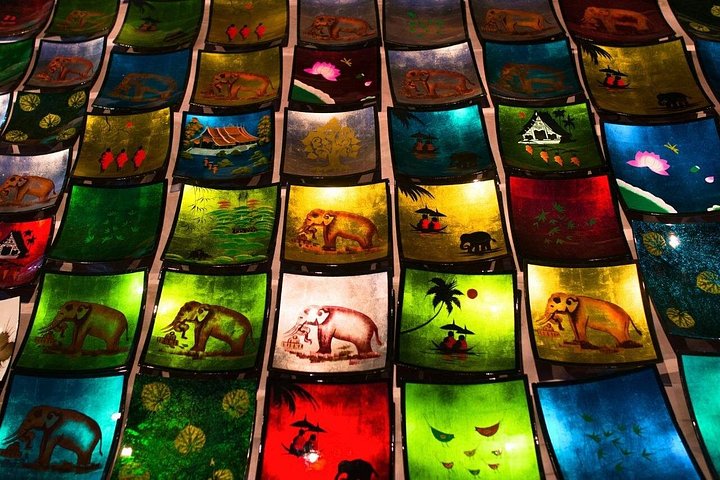 Luang Prabang Mekong Sunset Cruise and Night Market Private Tour