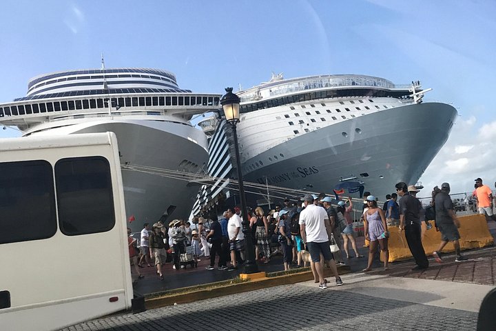 San Juan Porto Rico Transferts privés aéroport, hôtels, ports de croisière