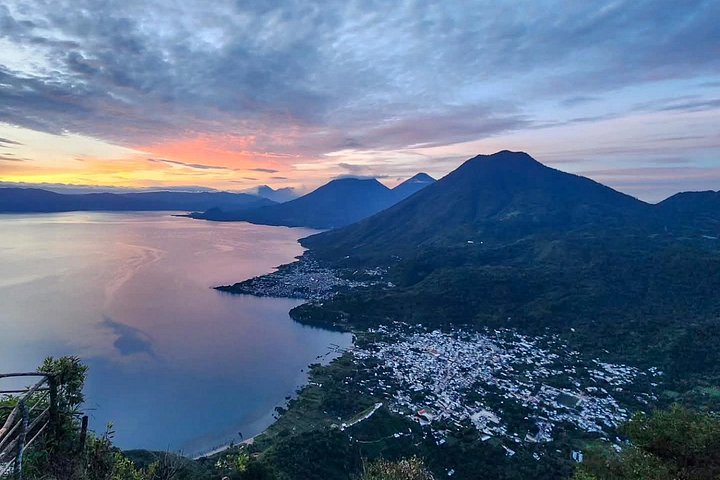 Escursione al Rostro Maya Naris del Indio per vedere l'alba.
