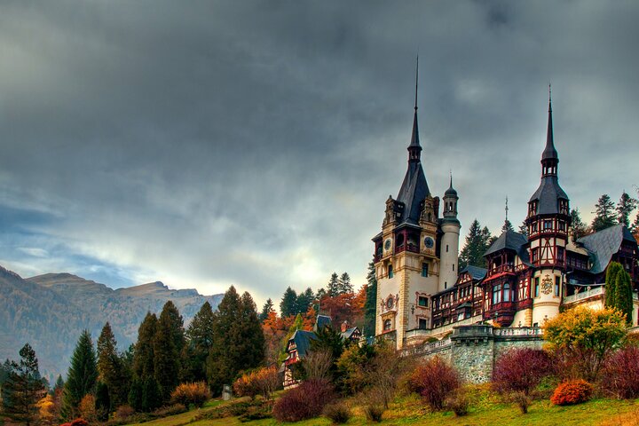 Van kasteel Brașov Bran, Peleș, Cantacuzino en Sinaia