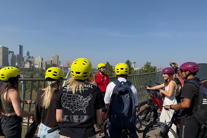 Edmonton City Highlights Tour de bicicleta de 3 horas, upgrade de bicicleta elétrica disponível.