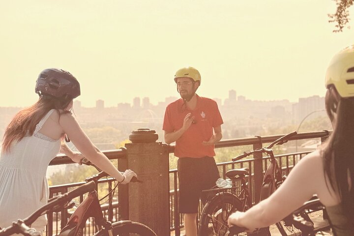 Edmonton City Highlights Tour de bicicleta de 3 horas, upgrade de bicicleta elétrica disponível.