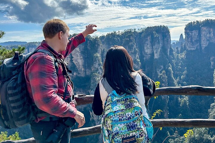 1 - 2 dages tur med alt inklusive: Mt Avatar, Glass Bridge, Mt Tianmen