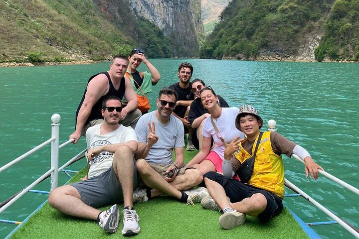Ha Giang Loop 3D/2N Privat værelse + Gratis Dorm Hotel 1N før tur
