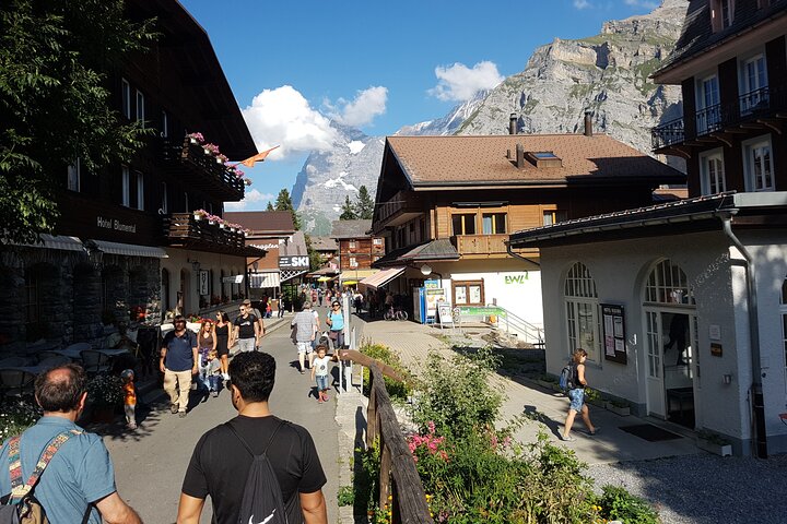 Lauterbrunnen-Mürren : Excursión en grupos pequeños a los Alpes suizos desde Berna