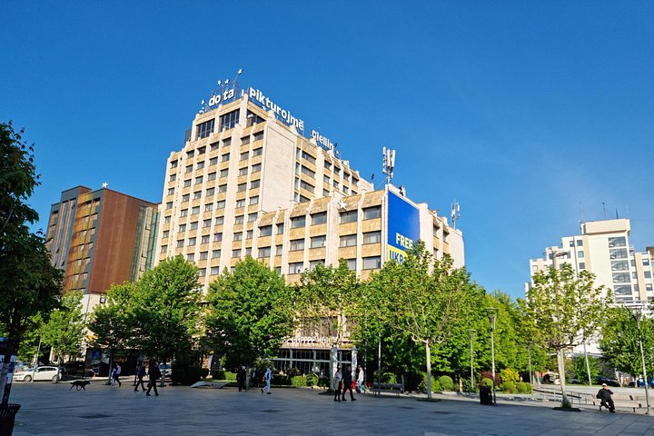 Prishtina Walking Tour to Mother Teresa Cathedral