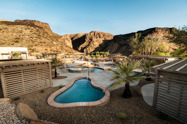 Hoteller i nærheden af Zion Canyon Hot Springs