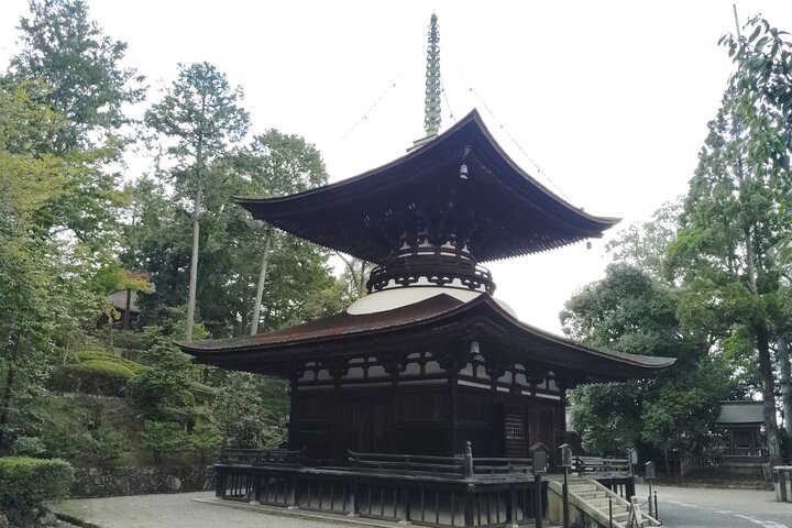 Otsu : Tempio di pietra sacra di Ishiyama-dera sul lago Biwa