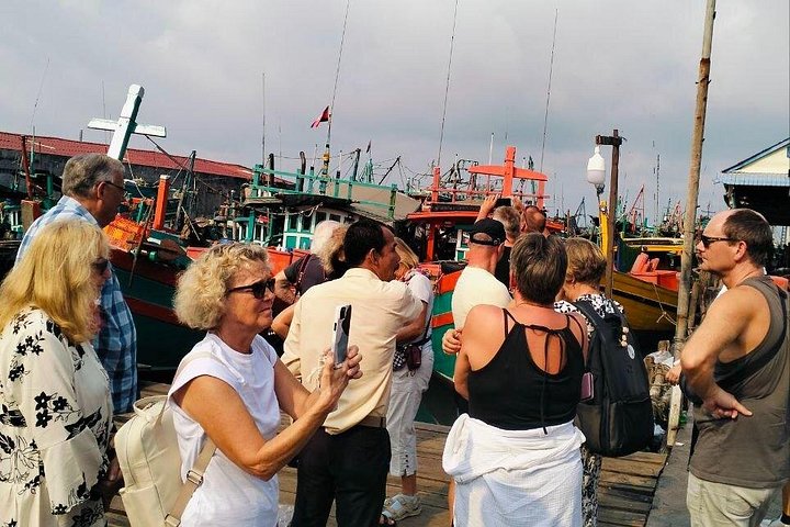 Visite d'une journée complète de la ville de Sihanoukville avec transport et guide anglophone