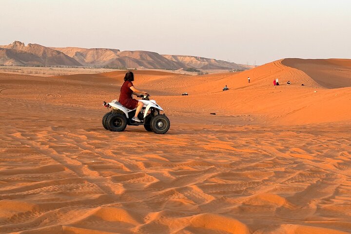 Safari en el desierto de Riad: bashing, todoterreno, paseo en camello y sandboard