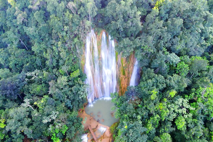 Aventura en Samaná: Cayo Levantado y Salto del Limón.