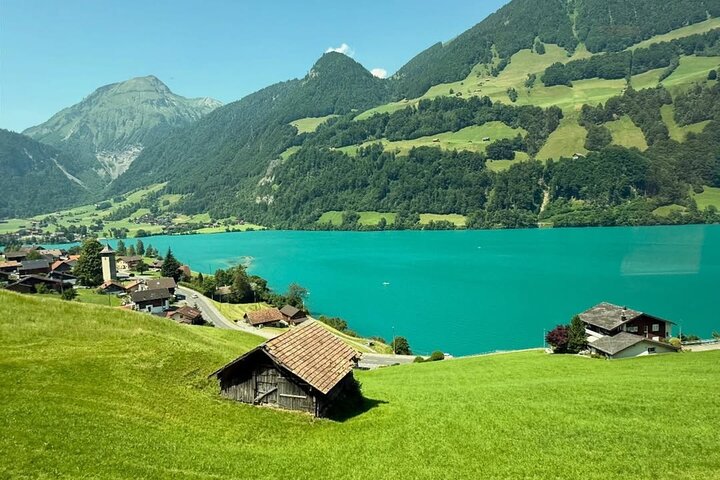 Da Basilea: Alpi svizzere, Lauterbrunnen, Grotte di Beatus Piccolo gruppo