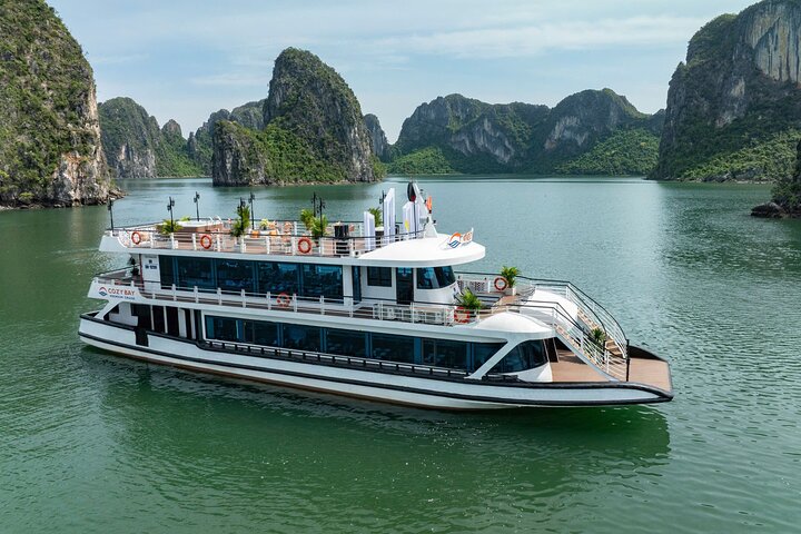Cruzeiro Premium Cosy Bay – Luxo em Halong Bay 1 Dia - ALMOÇO BUFFET