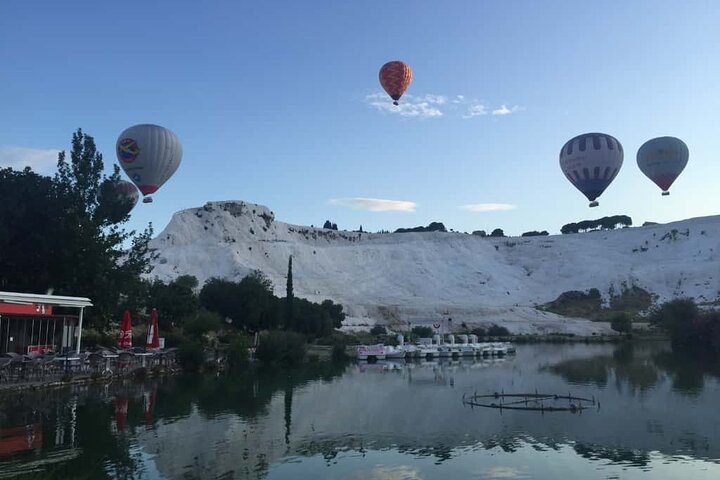 Hoppe over linjen Pamukkale Tour for Crusiers fra Kusadasi Havn