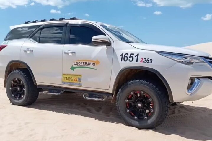 Privé 4x4 transfer Jeri Airport naar Jeri of Jeri aJJD