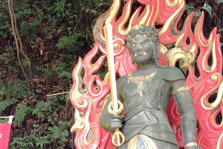 Biwa See : Mystische Chikubu Insel Bootstour von vielen Häfen