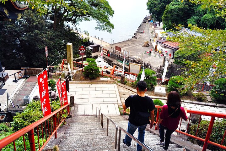 Biwa See : Mystische Chikubu Insel Bootstour von vielen Häfen