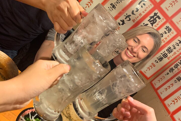 Shiga : Hikone Bar-Hopping Tour mit lokalen Speisen und Getränken