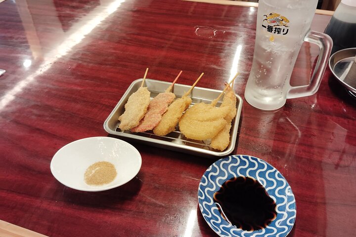 Shiga : Hikone Bar-Hopping Tour mit lokalen Speisen und Getränken