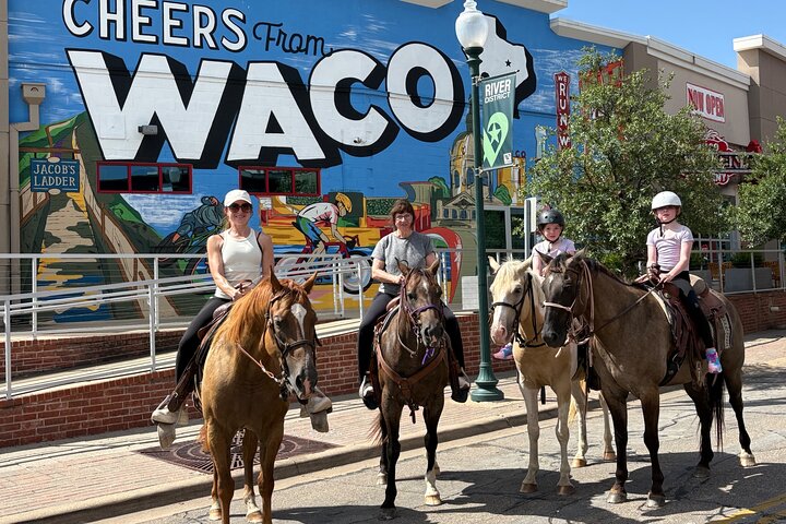 Hoteller i nærheden af Historic Chisholm Trail Downtown Waco