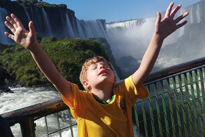 PRIVÉ - Iguazu-watervallen, Braziliaanse en Argentijnse kant in 2 dagen + boottocht