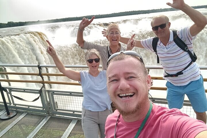 PRIVÉ - Iguazu-watervallen, Braziliaanse en Argentijnse kant in 2 dagen + boottocht