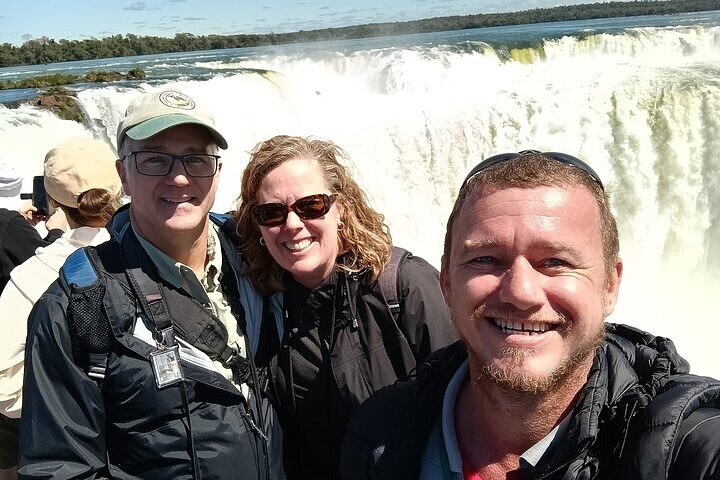 PRIVÉ - Iguazu-watervallen, Braziliaanse en Argentijnse kant in 2 dagen + boottocht
