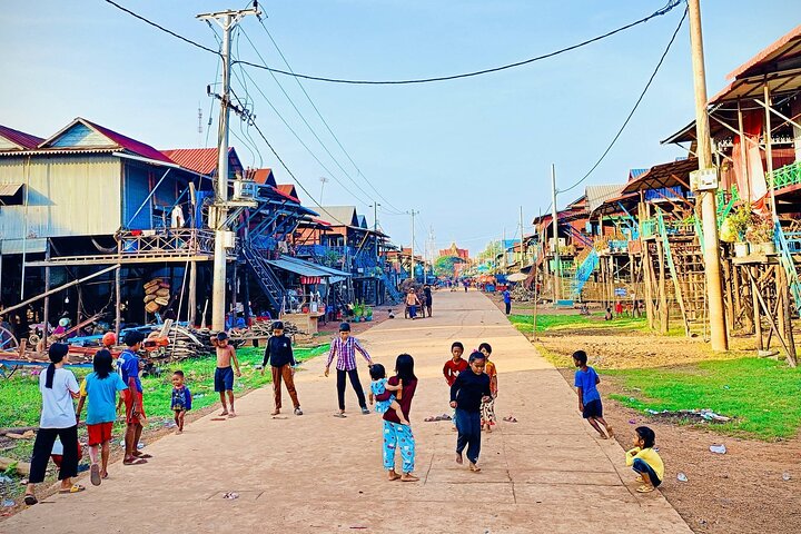Privat tur Kampong Pluk landsby og båttur på Tonle Sap