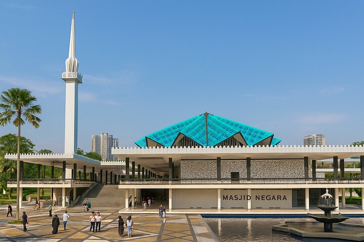 ペトロナスツインタワー&バトゥ洞窟を巡るクアラルンプール市内ツアー