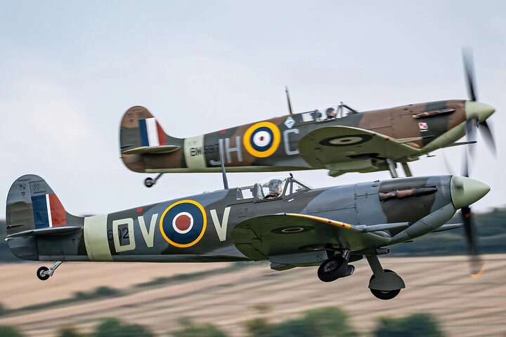 Duxford IWM Air Museum & Airfield Voiture privée Easy London Pickup