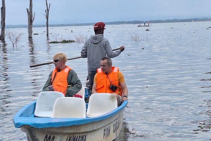 Excursão de dia inteiro ao Portão do Inferno e ao Lago Naivasha de Nairobi