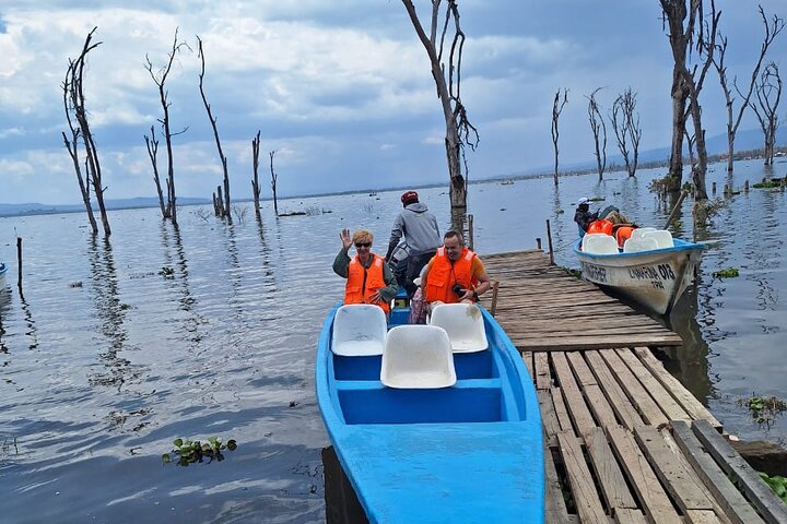Excursão de dia inteiro ao Portão do Inferno e ao Lago Naivasha de Nairobi