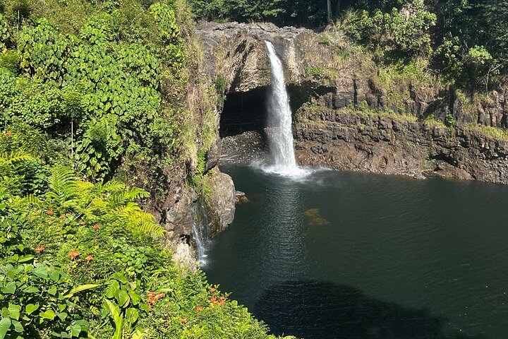 Big Island Scenic Tour : Vulkaan Hilo Town Waterval Strand & Lunch