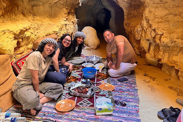 Ultimate Fayoum Desert VIP Adventure Festa dei beduini