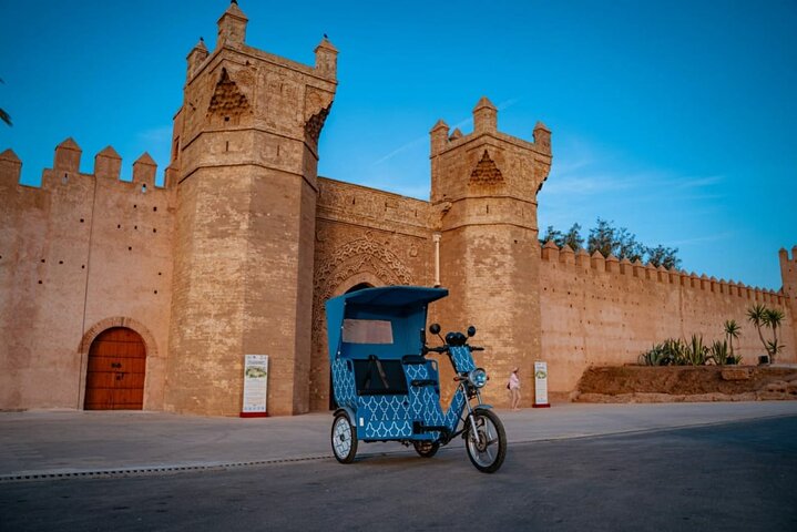 Explorez Rabat en Tuk Tuk électrique – Visite privée des points forts de la ville