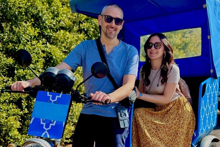 Explorez Rabat en Tuk Tuk électrique – Visite privée des points forts de la ville
