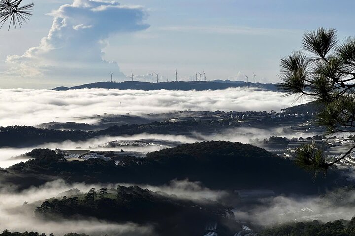 Dalat : Chasse aux nuages et lever du soleil Trekking à Hon Ho Mountain