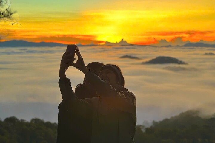 Dalat : Chasse aux nuages et lever du soleil Trekking à Hon Ho Mountain