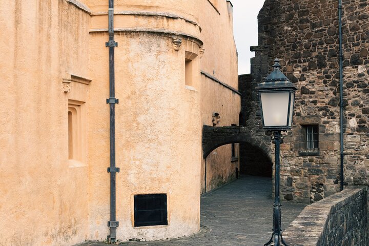 Excursión privada a la costa: castillos, arrullos de las tierras altas y degustación de whisky