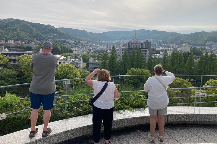 Tour Privado de História da Segunda Guerra Mundial em Nagasaki incluindo Museu da Bomba Atômica